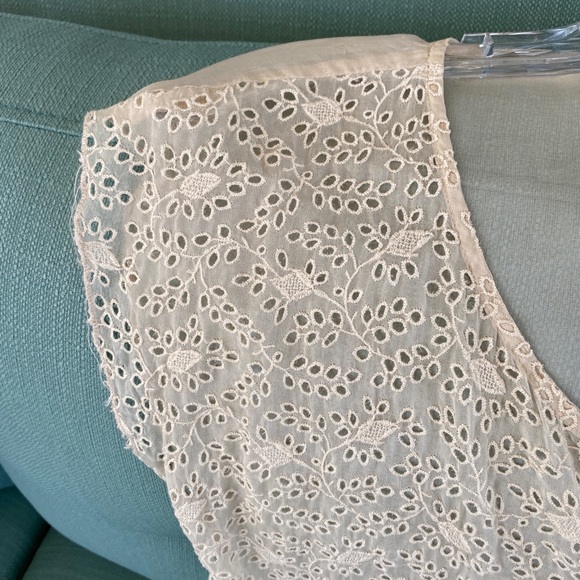 Johnny Was Top Silk Cream Sheer Eyelet NWT - Picture 13 of 15